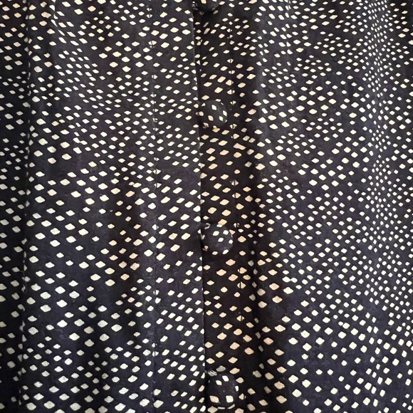 Sleeveless top by a new day. NWT - Picture 4 of 6